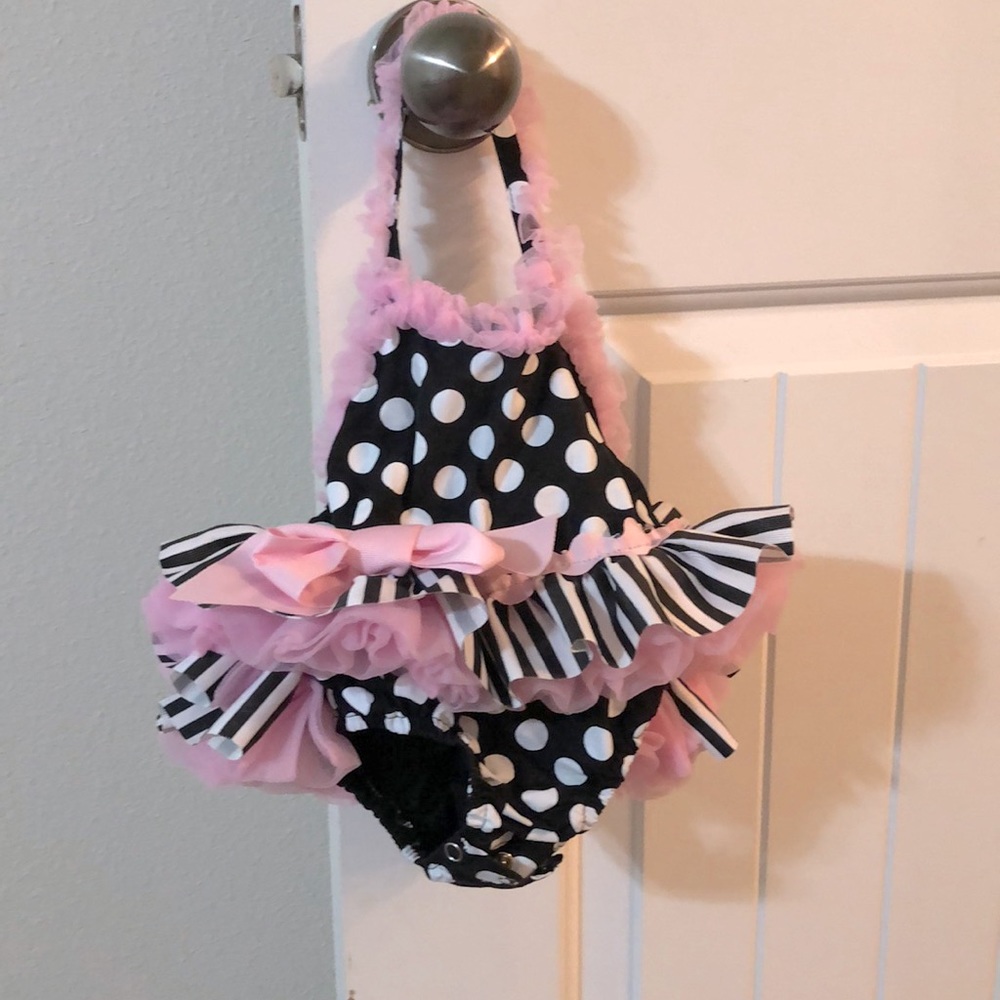 Mud pie baby outfit